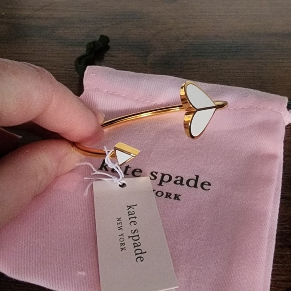 NWT Kate Spade Bracelet Heart & Arrow - Picture 2 of 5
